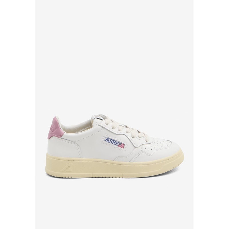 Medalist Low-Top Sneakers