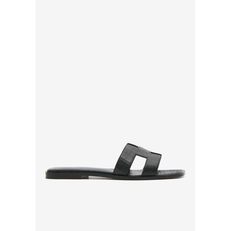 Oran H Cut-Out Sandals in Black Matte Alligator