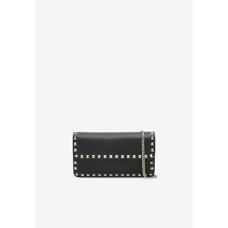 Rockstud Grained Leather Chain Clutch