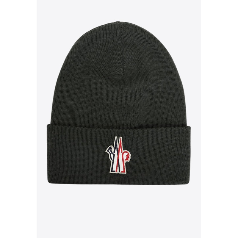 Knitted Beanie with Logo-Patch