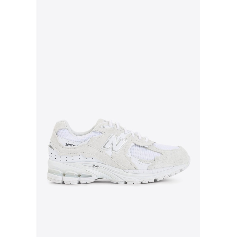 2002 Low-Top Sneakers