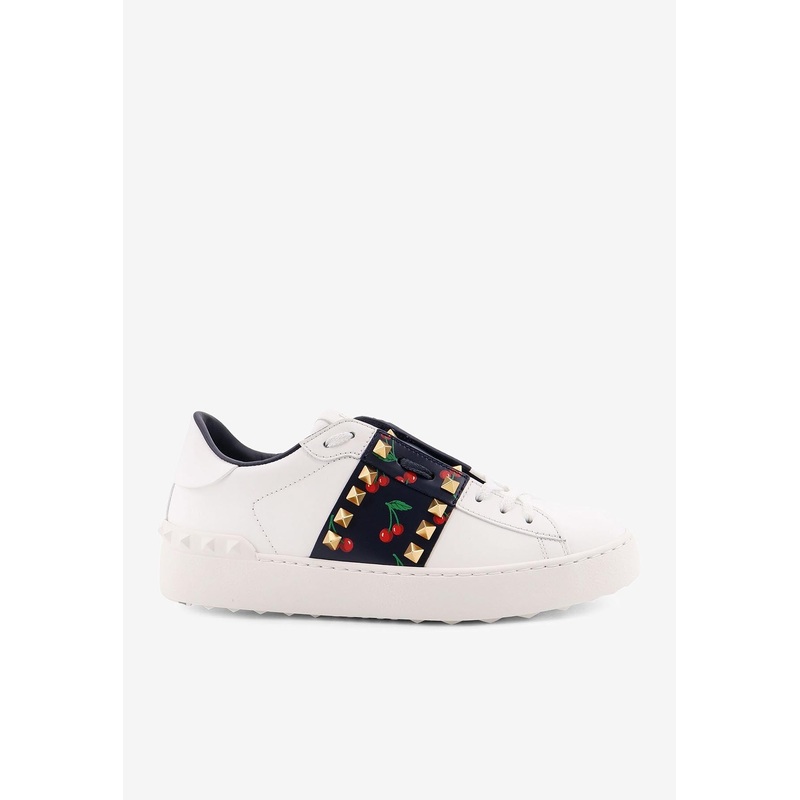 Rockstud Untitled Leather Low-Top Sneakers