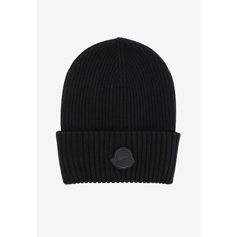 X EE72 by Edward Enninful Logo Patch Wool Knit Beanie