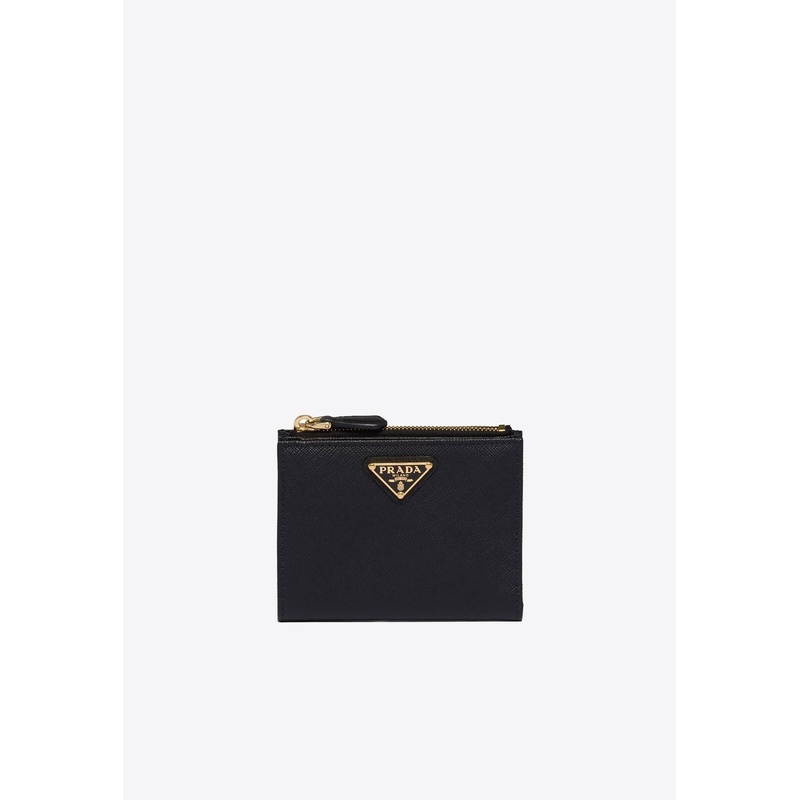 Small Logo Plaque Leather Wallet