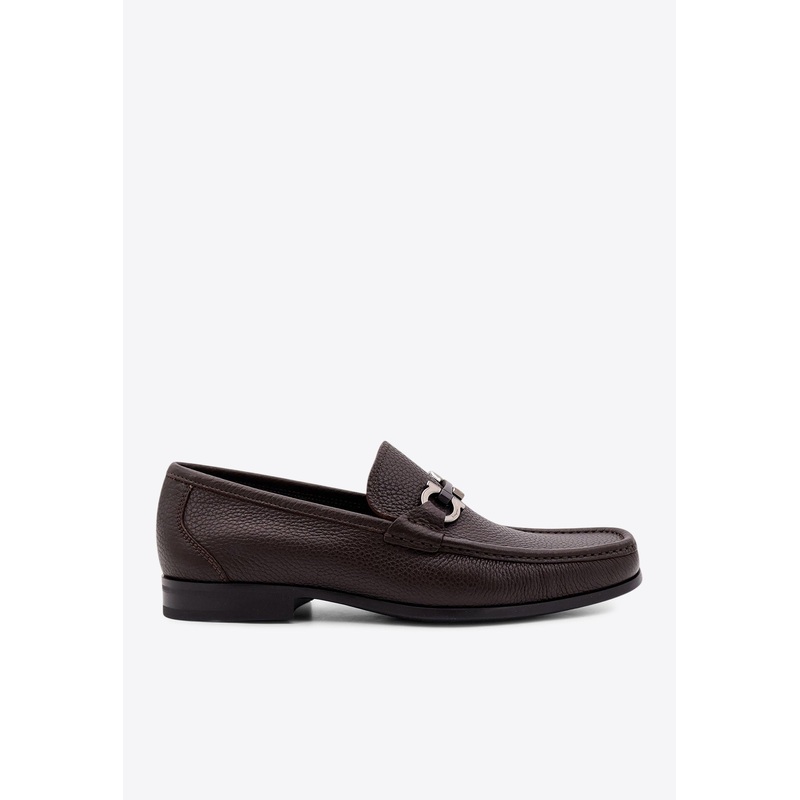 Gancini Grained Leather Loafers