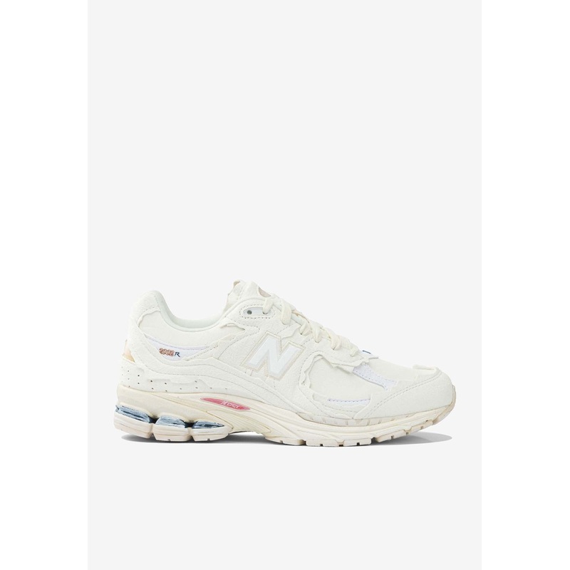 2002R Protection Pack Sneakers