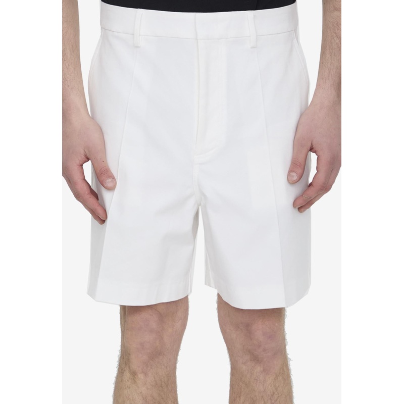 Signature V Bermuda Shorts