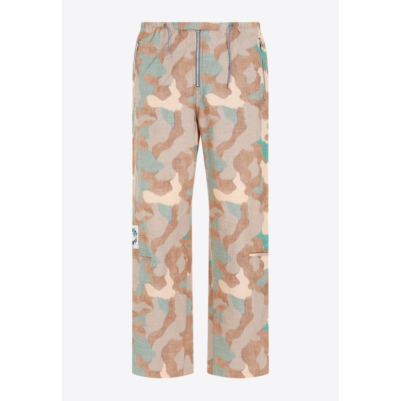 Camouflage Logo-Patch Cargo Pants