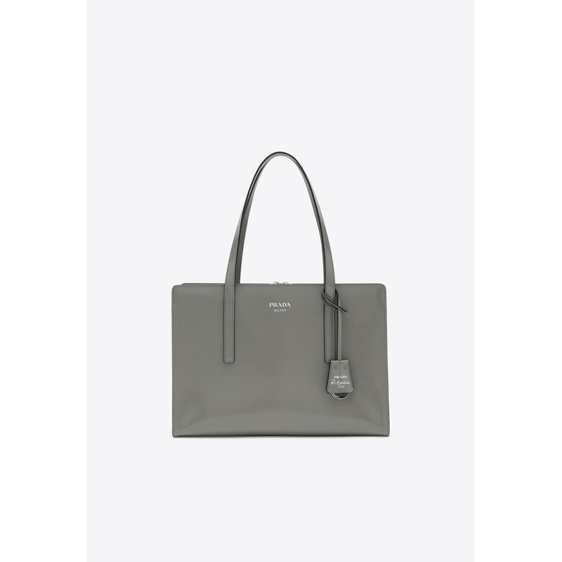 Medium 1995 Re-Edition Brushed Leather Tote Bag