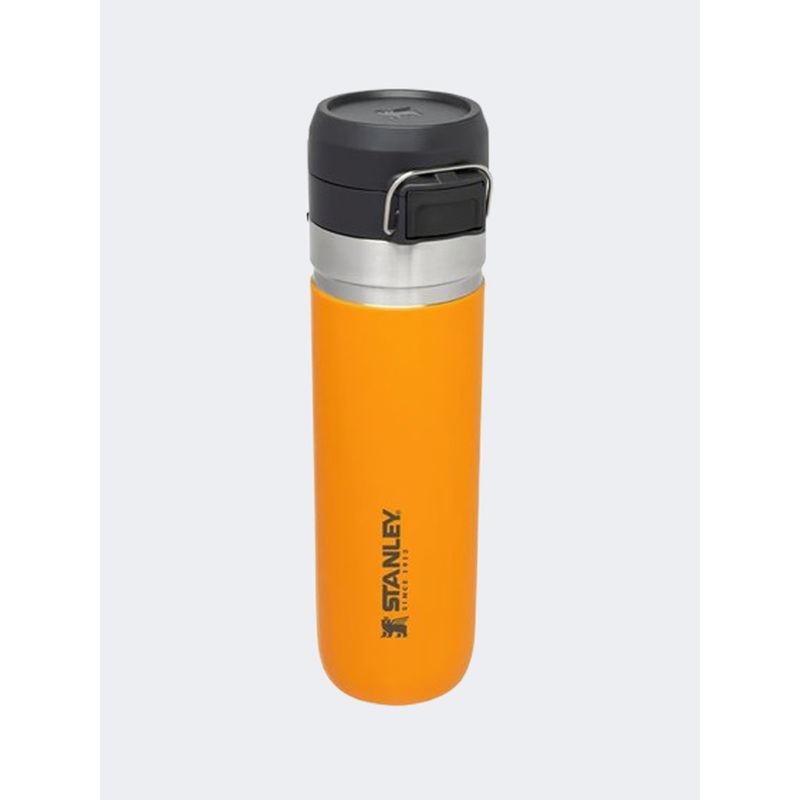 Stanley 24 Oz Go Quick Flip Unisex Lifestyle Water Bottle Saffron