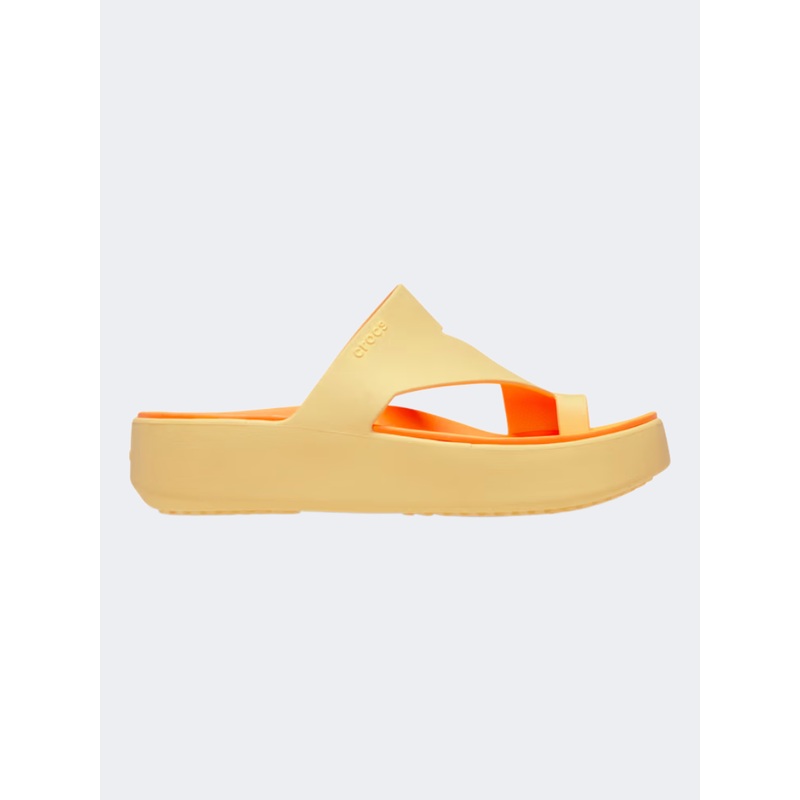 Crocs Getaway Platform Toe Loop Women Lifestyle Sandal Golden Hour