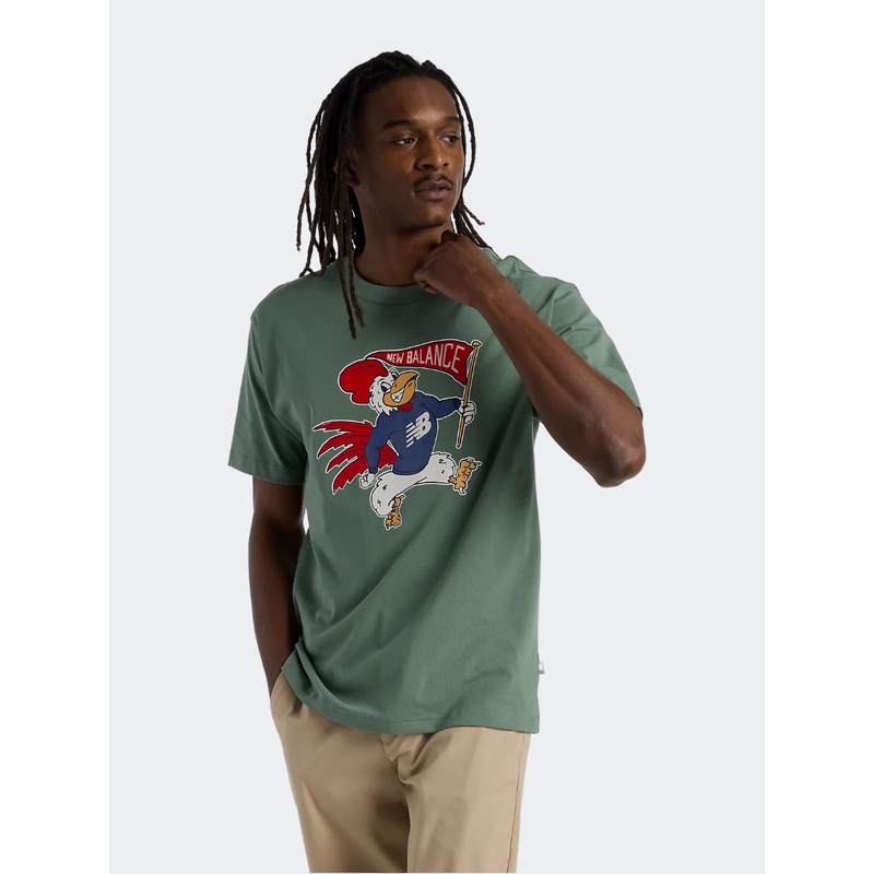 New Balance Athletics Relaxed Mascots Men Lifestyle T-Shirt Dark Juniper