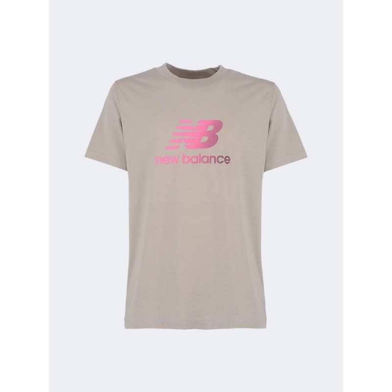 New Balance Essential Gradient Logo Men Lifestyle T-Shirt Arid Stone