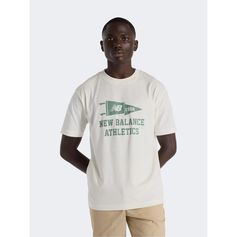 New Balance Varsity Pennant Men Lifestyle T-Shirt Sea Salt