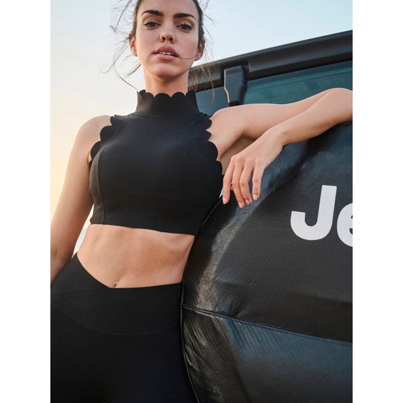 Wiskii High Neck Scallop V-Back Women Sportswear Bra Black