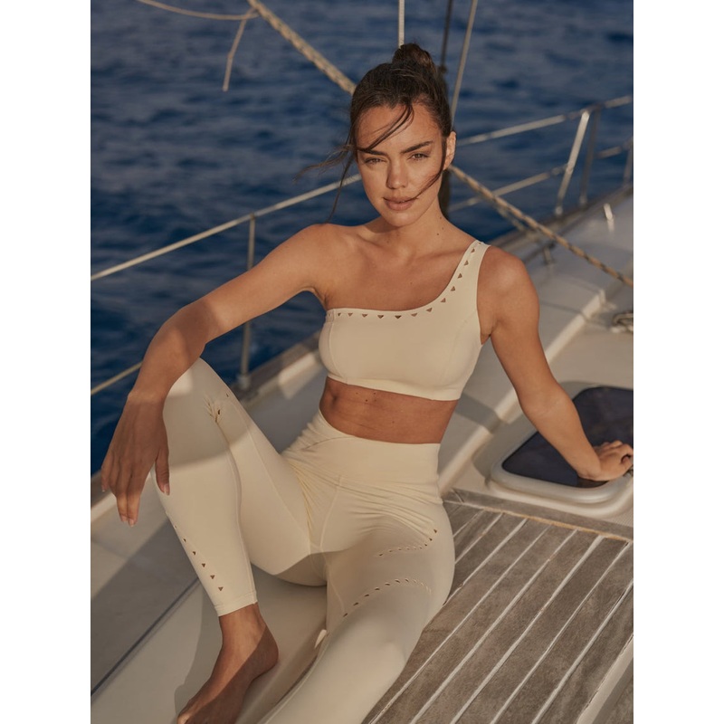 Wiskii One-Shoulder Laser Cut Sports Women Sportswear Bra Pure Vanilla