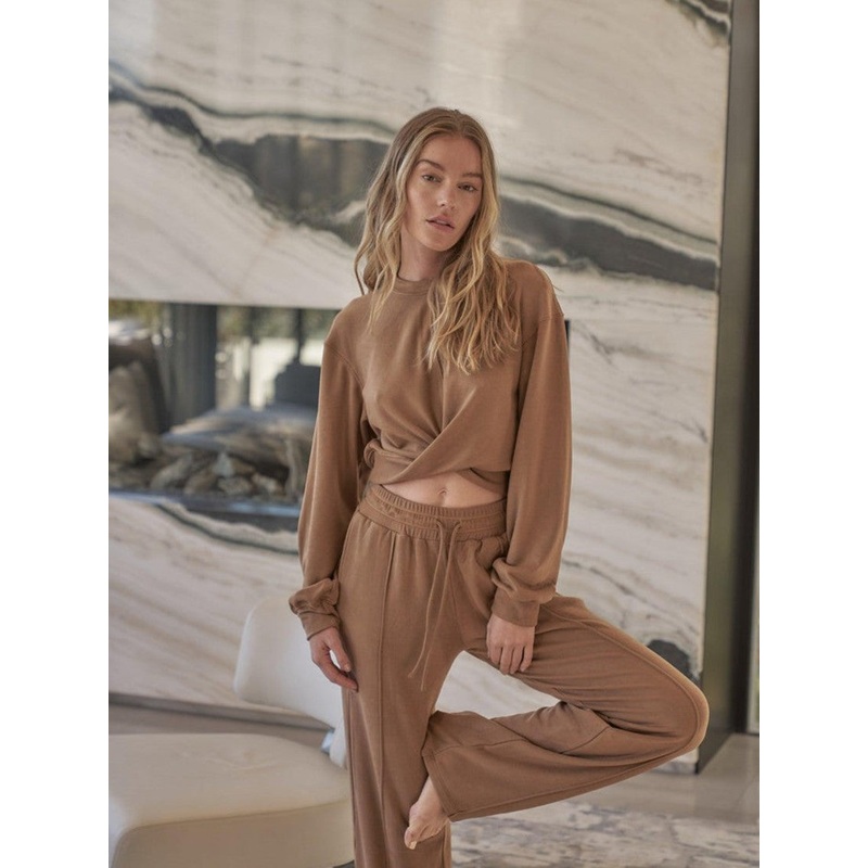 Wiskii Twist Top Women Sportswear Long Sleeve Tobacco