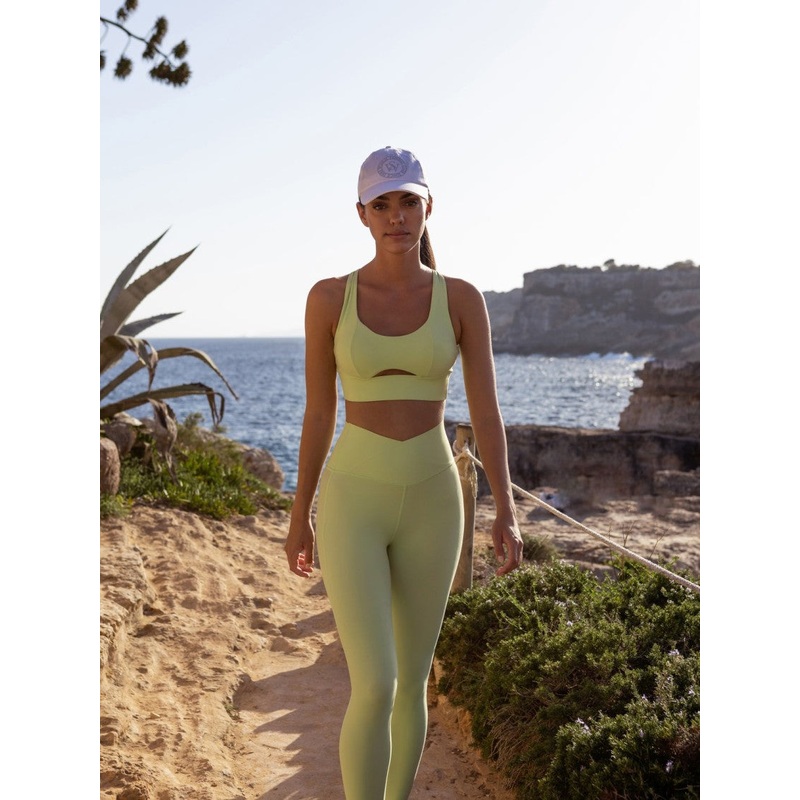 Wiskii Vibrant Strapback Women Sportswear Bra Matcha