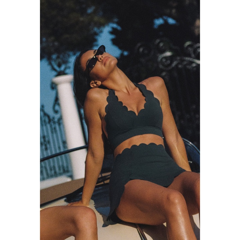 Wiskii V-Cut Scallop Halter Women Sportswear Bra Deep Sea