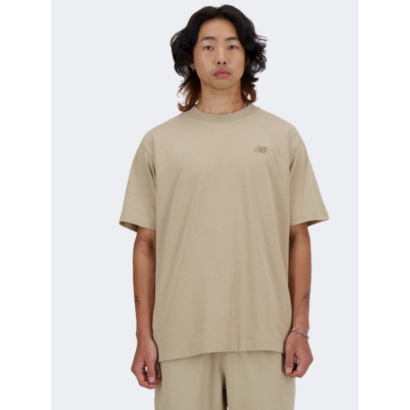 New Balance Athletics Men Lifestyle T-Shirt Stoneware