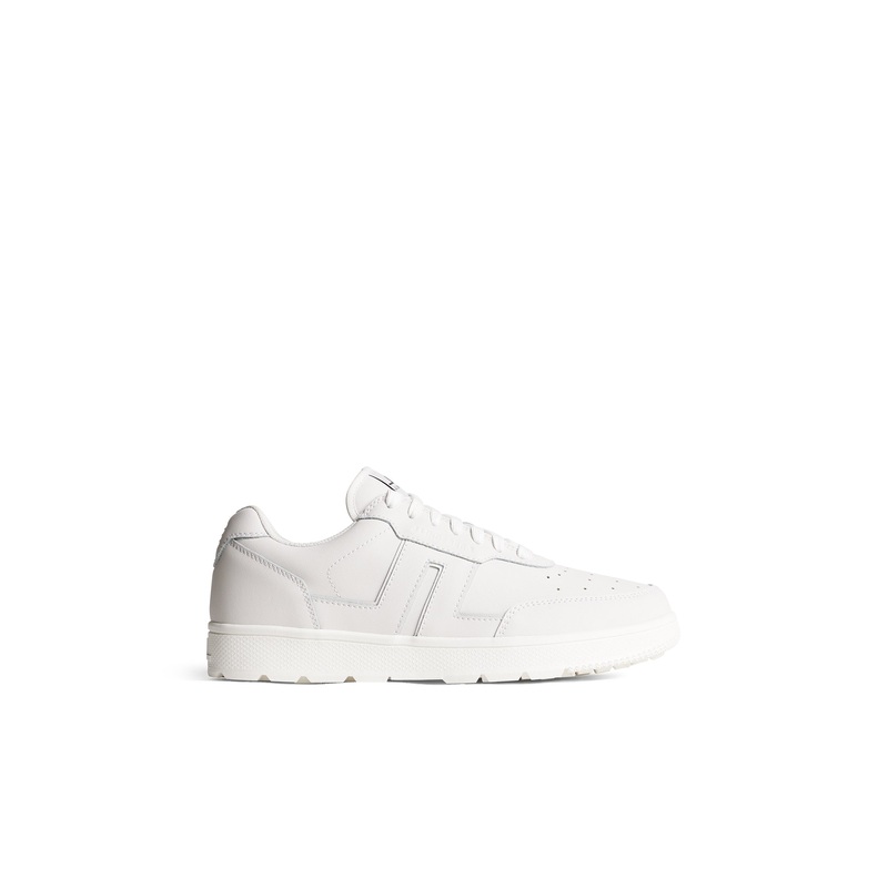 Ace Low-Top Golf Sneaker W / White