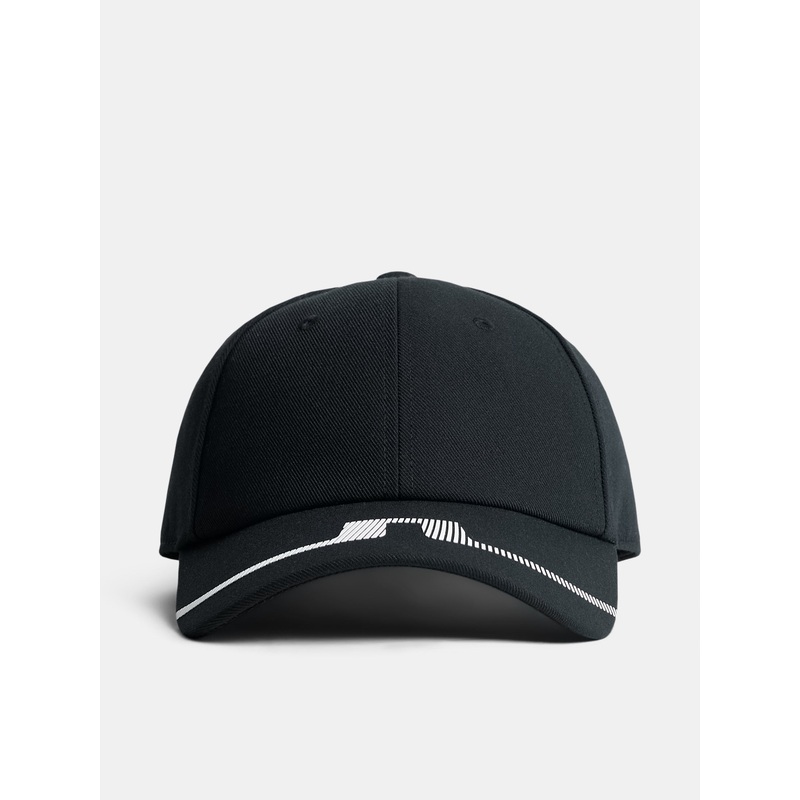The Gradient Cap / Black