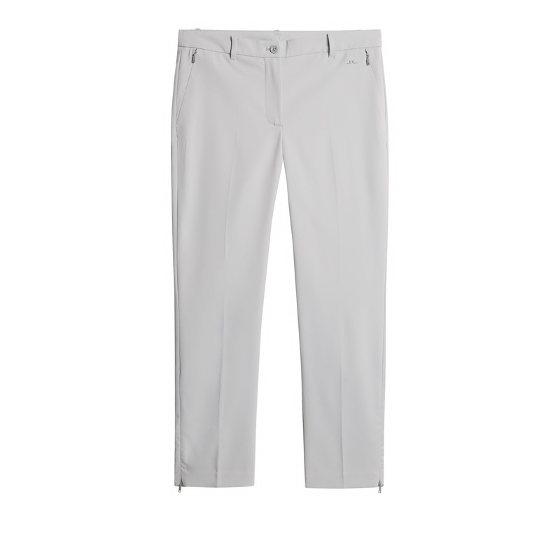 Pia Pant / High Rise